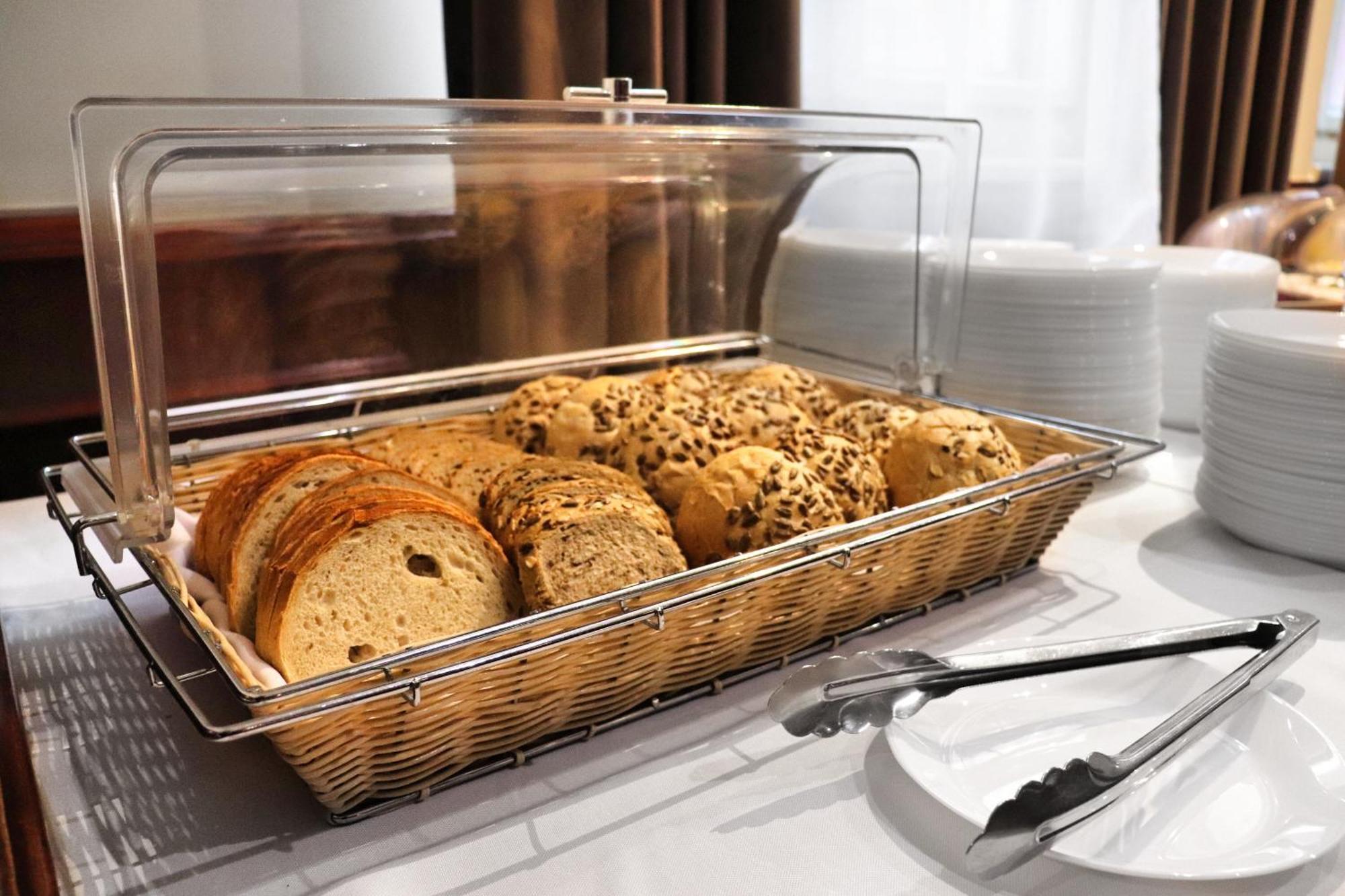 ורוצלב Hotel Lothus מראה חיצוני תמונה