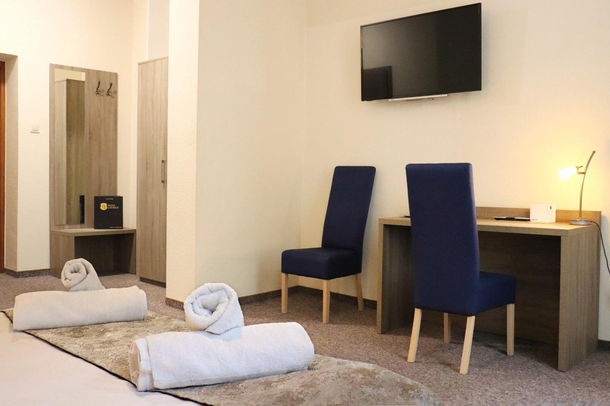 ורוצלב Hotel Lothus מראה חיצוני תמונה